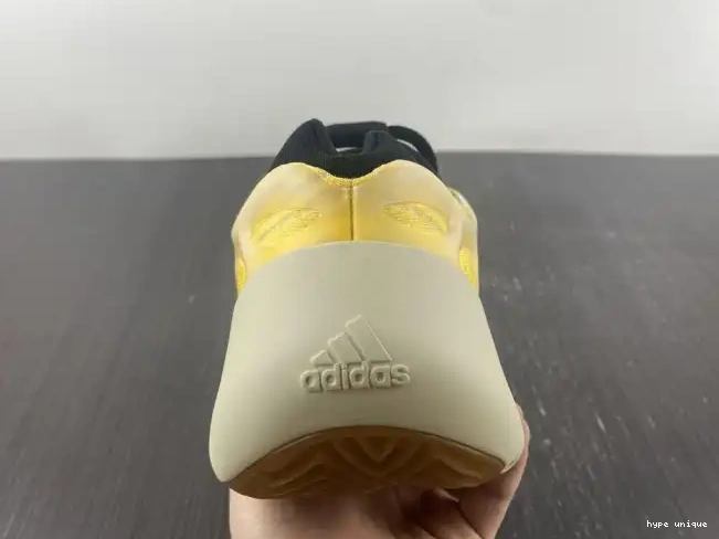 hype Mono V3 Adidas Yeezy HP5425 Safflower 700 0616